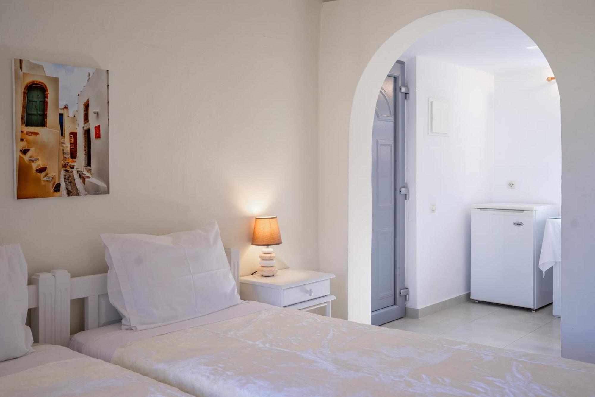 Ersi Villas Fira  Room photo