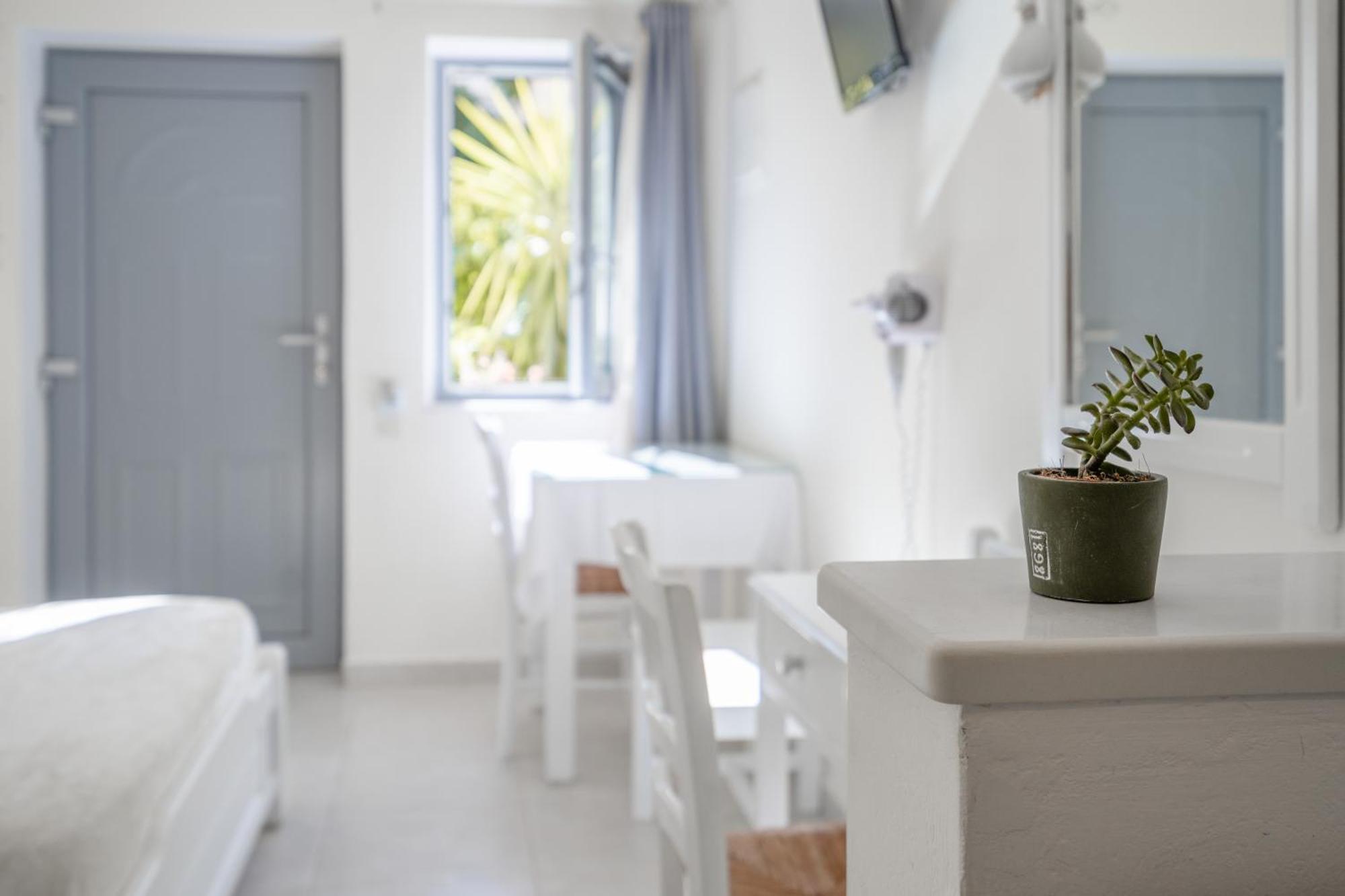 Ersi Villas Fira  Room photo